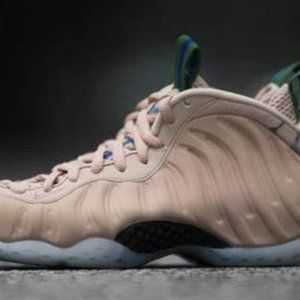 Women's Nike Air Foamposite One